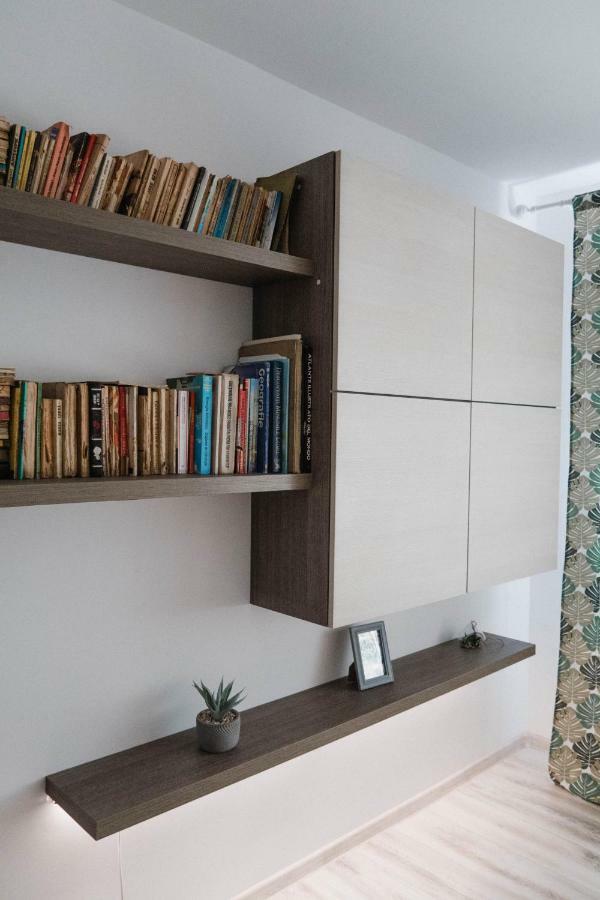 Good Vibes Apartment Campulung Moldovenesc Bagian luar foto